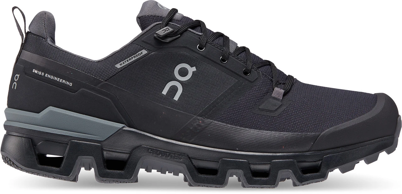 On Running Men's Cloudwander Waterproof